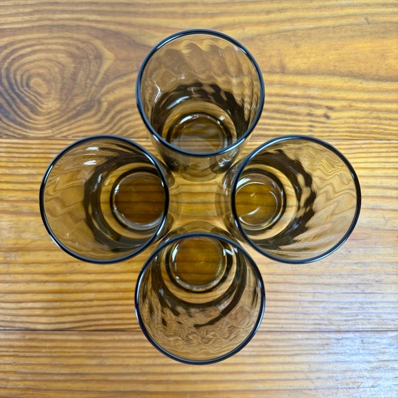 Vintage Libbey Smoked Glass Tumblers – Set of 4 | Mid-Century Modern Barware - Picture 14 of 15